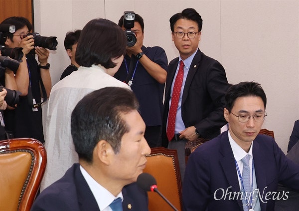 법사위 정회 시킨 "지가 뭔데"... <b>곽규택</b> "사과 안 해"