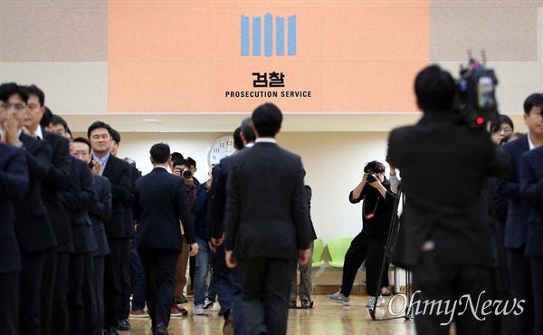 권익위 이어 검찰도 "김건희 <b>명품백 무혐의</b>", 성난 여론 부채질