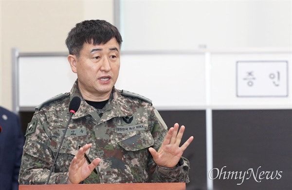국방부, '계엄사령관' <b>박안수</b> 육군총장에 <b>기소휴직</b> 조치