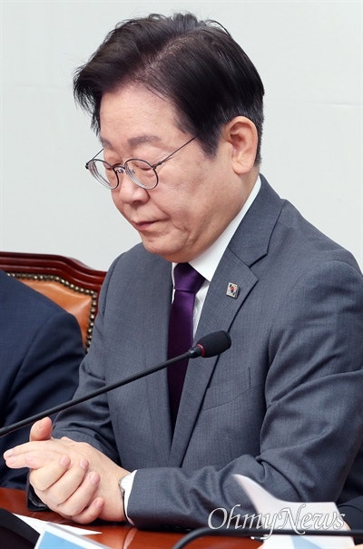 <b>이재명</b>, '<b>대장동</b> 민간업자' 재판 증인 <b>불출석</b>