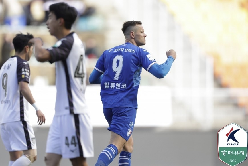 '3G 무승' 탈출한 <b>수원삼성</b>, 외인 공격진 활약 돋보여