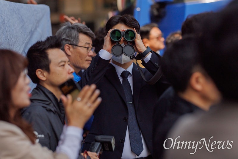 [단독] <b>이재명</b>은 요청·김문수는 거부...경호 준비했다가 발묶인 경호처