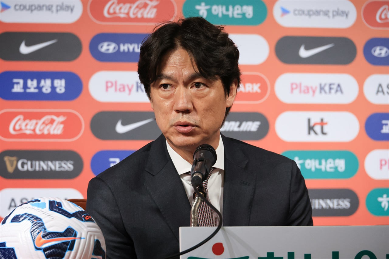<b>홍명보호</b>, 월드컵 예선 <b>6월</b> 대표팀 명단 발표...전진우 깜짝 발탁