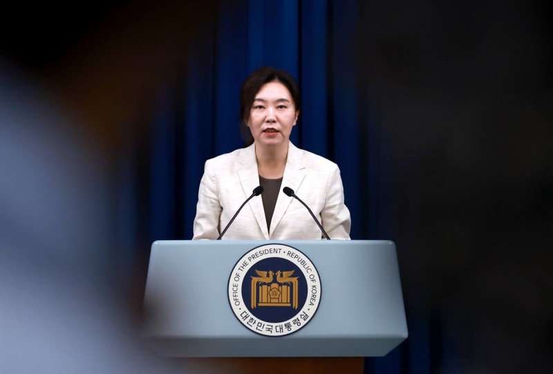 이 대통령 약속했던 <b>고위공직자</b> 국민<b>추천제</b> 시작된다