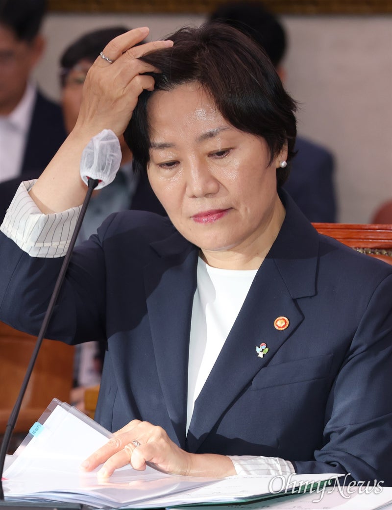 "농망법이 희망법 되나?" '구 여당' 국민의힘의 <b>송미령</b> 저격