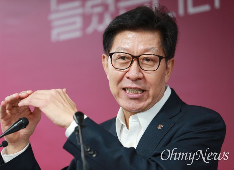 3선 도전 공식화한 <b>박형준</b> "이재명 정부와 부산시 정책 동조율 90%"