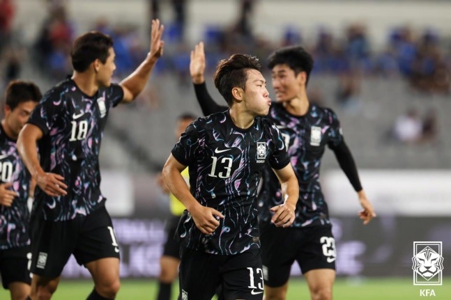 '젊은피 테스트' 홍명보호, 홍콩 물리치고 <b>동아시안컵</b> 2연승