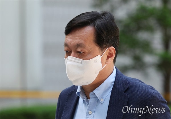 이 대통령 <b>재판</b>은 정지됐지만... 홀로 남은 <b>정진상</b>