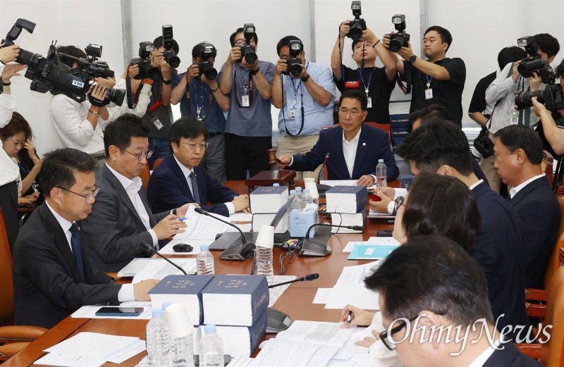 2시간여 논의 끝에... 민주당 "<b>노란봉투법 8월</b> 4일 <b>통과</b> 목표"