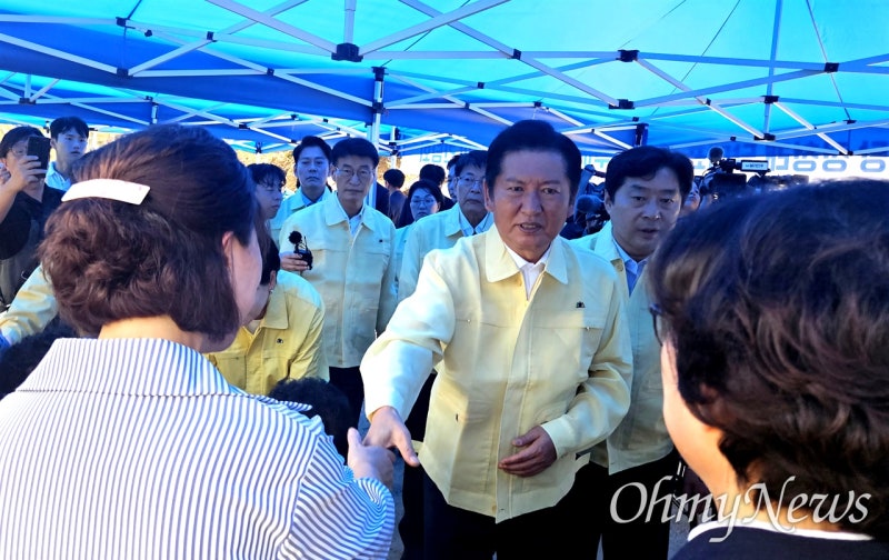 합천 <b>수해</b> 현장 찾은 <b>정청래</b> 대표 "국가가 이럴 때 필요"