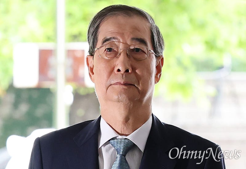 '꽃길'만 걷던 <b>한덕수</b>, <b>구속</b><b>심사</b> 시작...역대 총리 중 처음