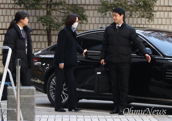 정경심 동양대 고소! 압수수색 전 서류 폐기?