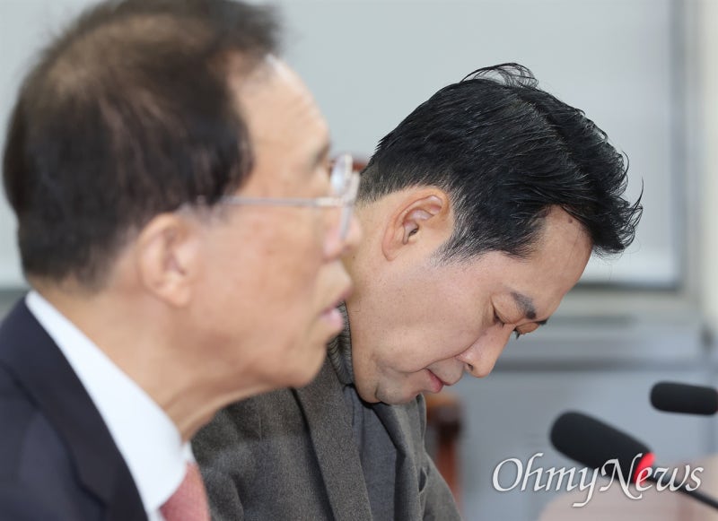 <b>이석연</b> 국민통합위원장, <b>장동혁</b>에 <b>쓴소리</b> "집토끼 걱정 말라"