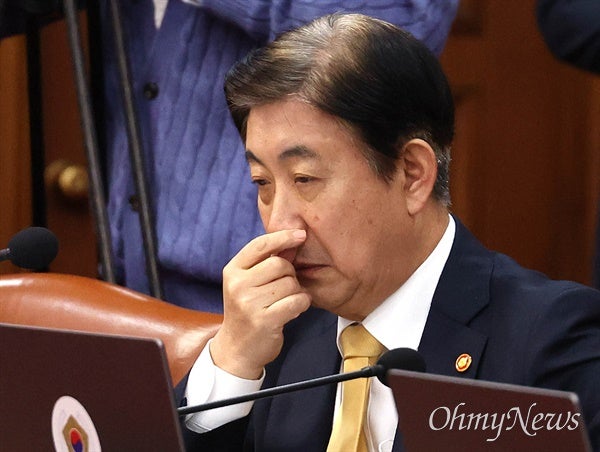 이동관, YTN 매각 압력 공문 의혹에 "모른다, 본 일도 없다"