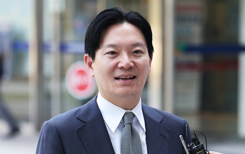 피고인 이화영이 검사 박상용에게 물었다 "술인지 물인지 몰랐겠네요?"