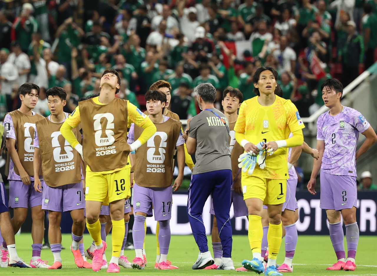 남아공전에 달린  '경우의 수'는? 자칫하면 탈락, 32강 올라도 가시밭길