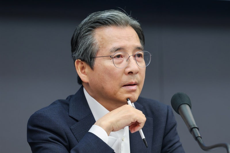 김용범 "닥치고 지어야죠"... 부동산 공급 확대 강조