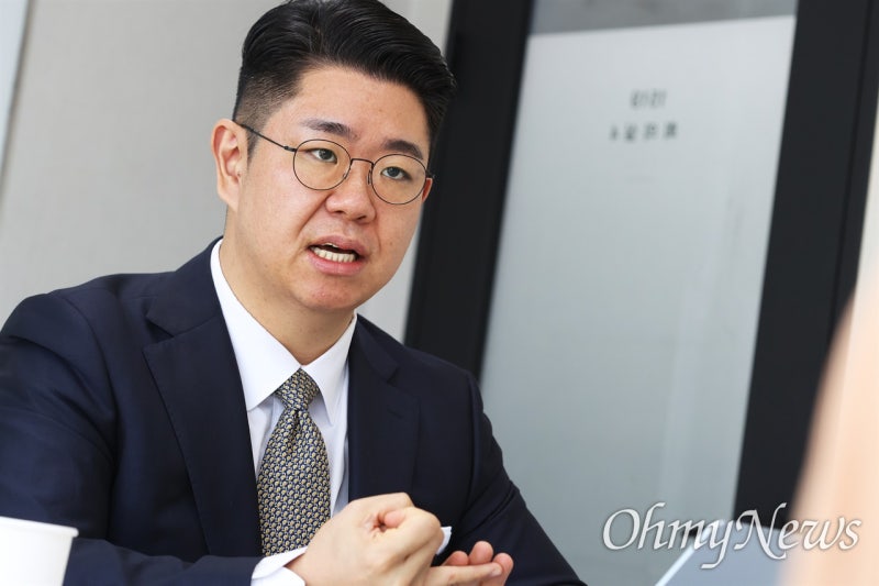 성실하게 망해버린 청년들... "이제 빚 못 갚는 시대 온다"