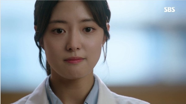 '강회장' 빈 자리, <b>지성</b>의 가짜 아내 하윤경이 채운다