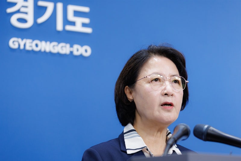 "9개월짜리 '미생 예산'이었다"... <b>추미애</b>, 경기도 '<b>재정 비상</b>' <b>선언</b>