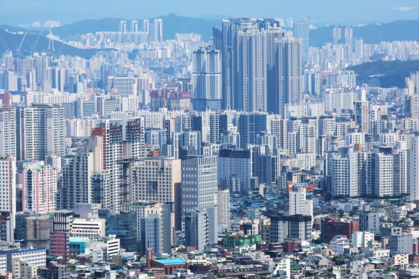 서울 남산에서 바라본 서울 시내 아파트 단지 모습.  사진=연합뉴스