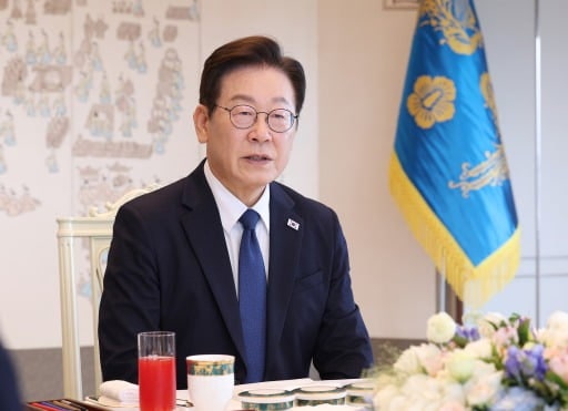 李대통령, 美 <b>한국인 구금사태</b>에 "총력 대응하라" 지시