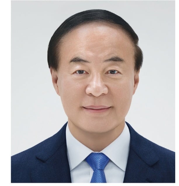 [2026 100대 CEO]전영현 삼성전자 부회장‘삼성이 돌아왔다’…HBM 반격 이끈 반도체 사령탑