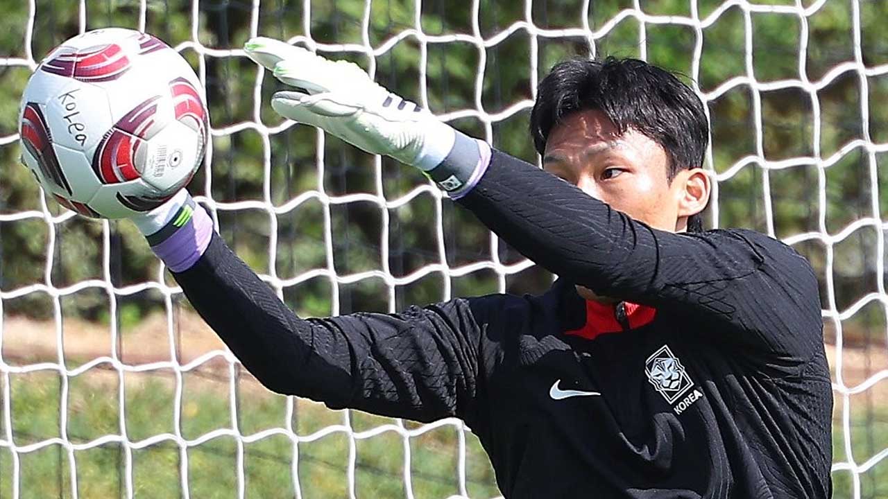 클린스만호 초비상...주전 골키퍼 <b>김승규</b> 십자인대 파열