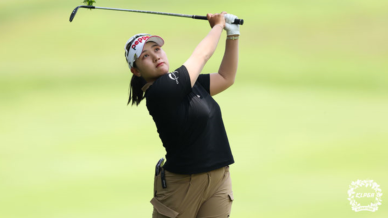 김희지, KLPGA '<b>블루캐니언 챔피언십</b>' 1R 단독 <b>선두</b>...이예원 방신실 공동 6위