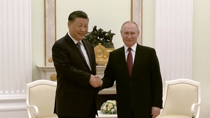 <b>푸틴</b> "다음 달 <b>중국</b> 방문...시진핑에 책 선물할 것"