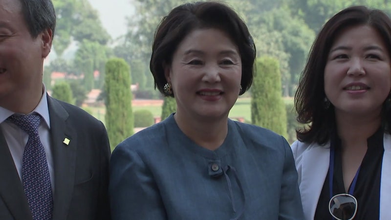 검찰, '<b>김정숙</b> 여사 인도 방문' 의혹 수사 본격화...<b>고발인</b> 조사