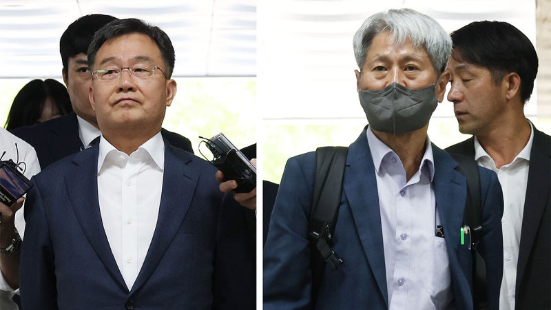檢, '尹 <b>명예훼손</b> 혐의' 김만배·<b>신학림 구속기소</b>