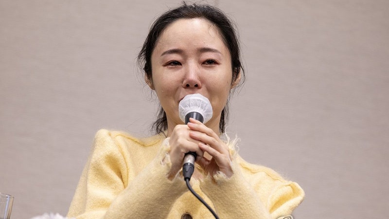 [속보] '<b>업무상</b> 배임 <b>혐의</b>' <b>민희진</b>, 오후 2시 용산경찰서 출석