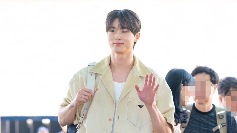 <b>인천공항</b>, '<b>변우석 과잉경호</b>' 논란에 "사설 <b>경호</b>업체 통제 강화"