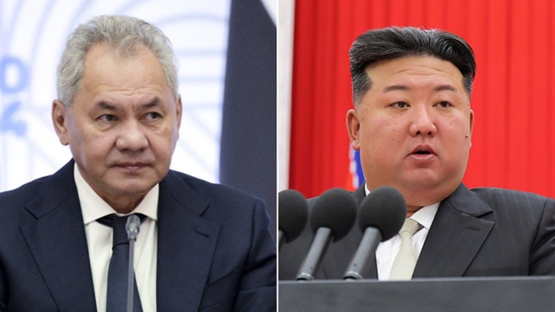 "러시아 <b>쇼이구</b>, <b>김정은</b> 만나 광범위한 의제 <b>논의</b>"