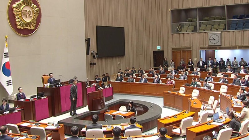 <b>감사원장</b> "<b>정치적</b> 탄핵 유감"...'상설특검' 후폭풍도