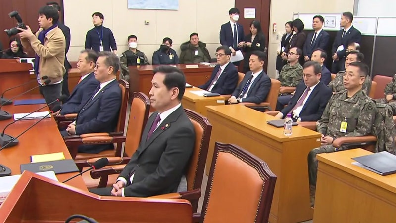 국정조사 특위 국조 2차 청문회...'노상원 비화폰·<b>곽종근</b> 발언' 공방