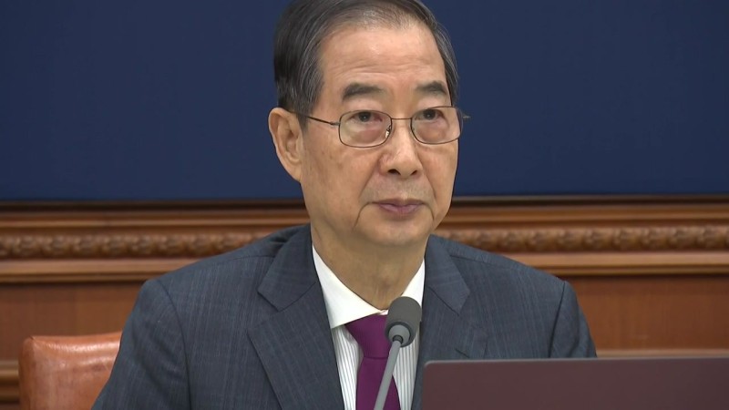 <b>한덕수</b> "관세 대응이 <b>마지막 소명</b>"...대선 출마 여부는 '침묵'