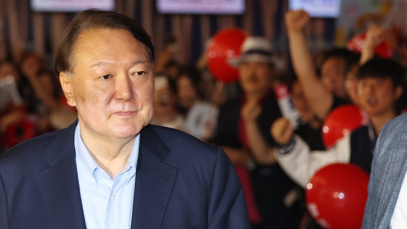 윤석열, '<b>부정선거</b>' 주제 <b>영화 관람</b>...파면 뒤 첫 공개 행보