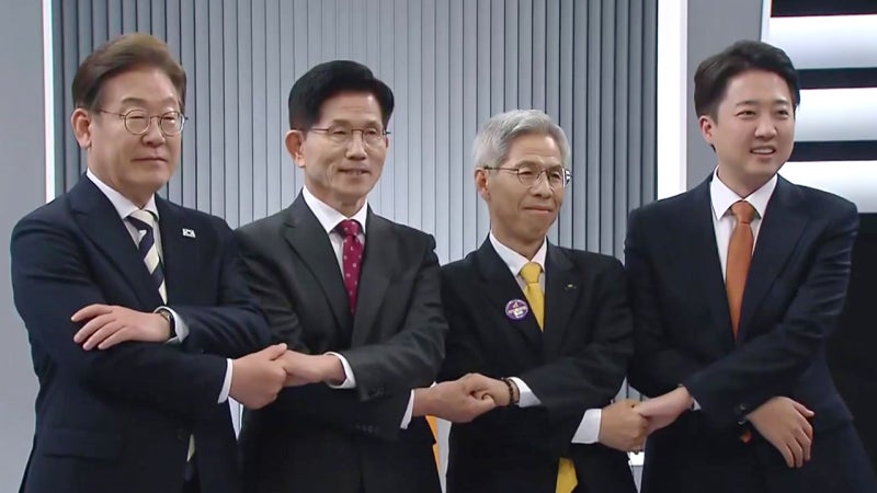 2차 <b>대선 토론</b> 네가티브 공세...승자는 누구?