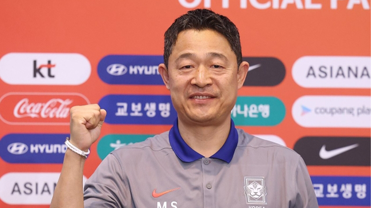 <b>이민성</b> U-22 <b>감독</b> "2026<b>아시안게임</b> 우승 하고 싶어"