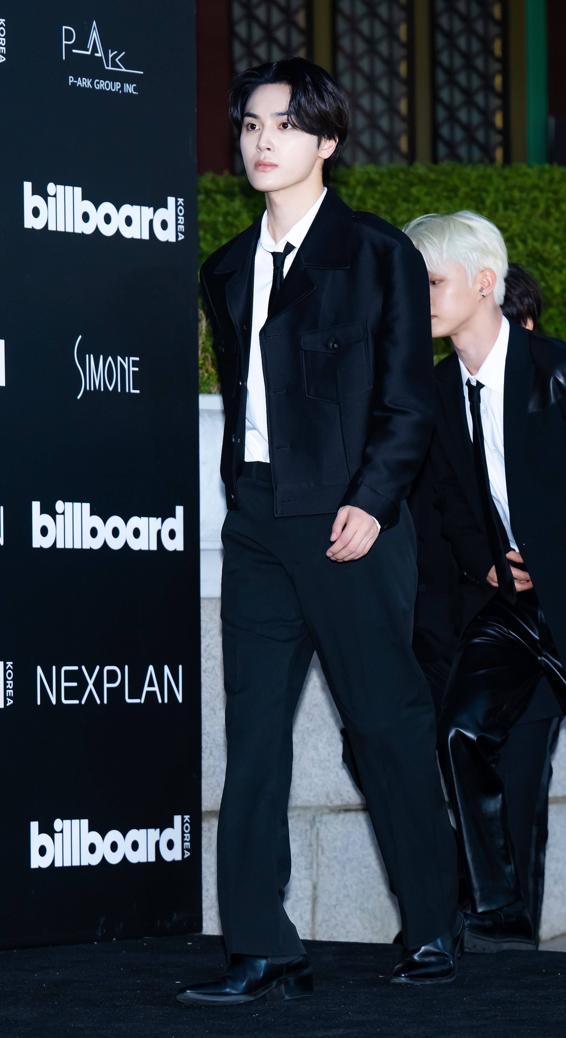 <b>더보이즈 주학년</b>, 돌연 <b>활동 중단</b> "개인적 사정"