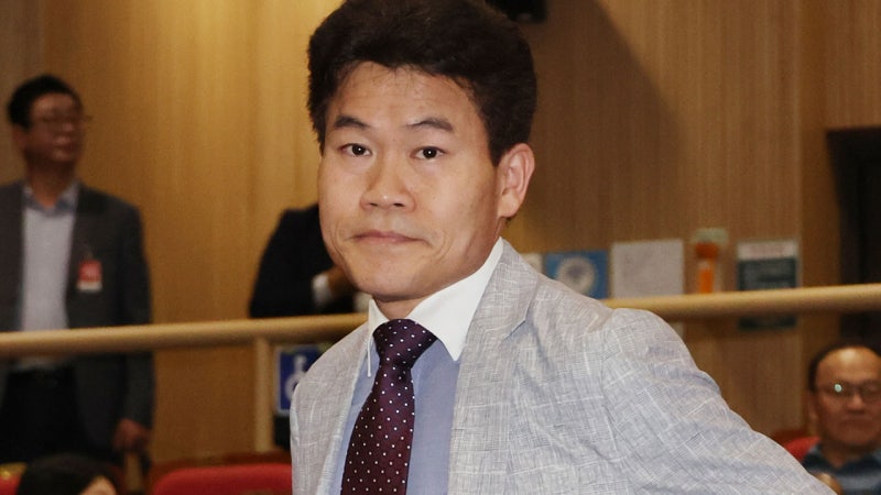 '<b>전한길 소란</b>' 후폭풍...'조국 사면' 공방 확산