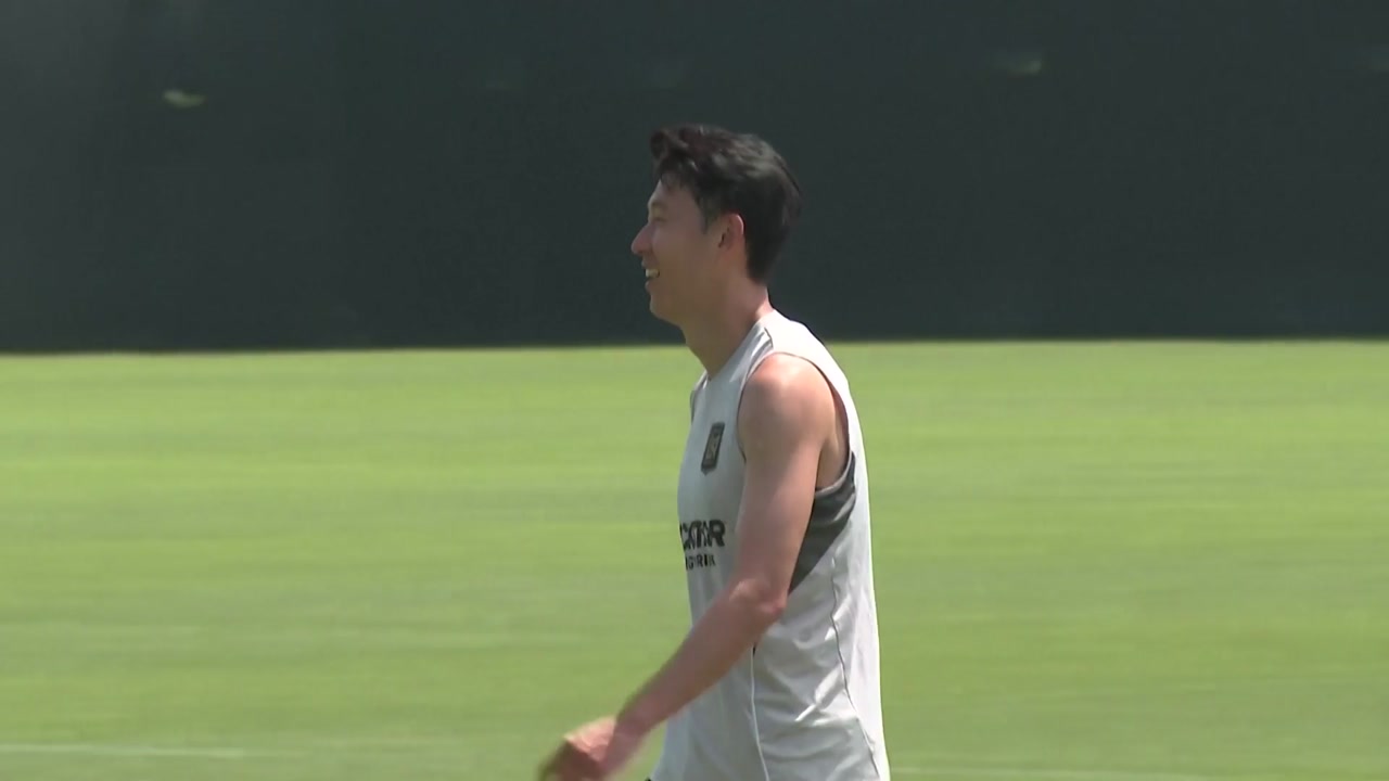 <b>LAFC</b> <b>손흥민</b>, 홈 데뷔전 앞두고 "MLS 더 크게 만들고 싶어"