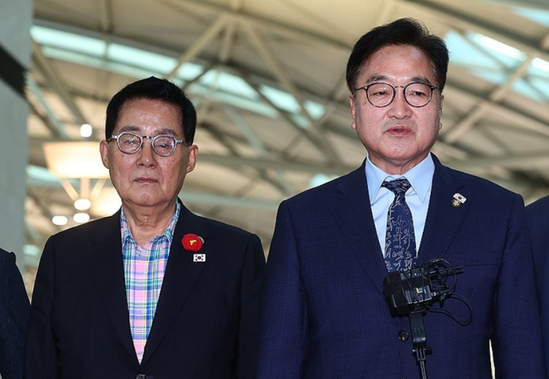 "<b>김정은</b> 위원장님, 저 박지원입니다"…두 번 부름에도 '외면'