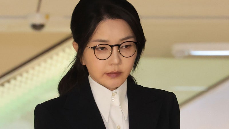 <b>김건희 특검</b> 30일 <b>연장</b>...'학폭 무마' 수사 본격화