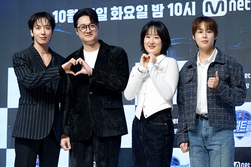 [Y현장] "마음을 훔쳐라"…글로벌 밴드 육성 프로젝트 '<b>스틸하트클럽</b>'(...