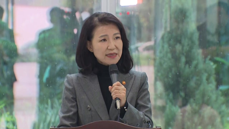 오늘 <b>이진숙</b> 전 방통위원장 <b>소환 조사</b>..."불필요한 <b>소환</b> 시 고발"