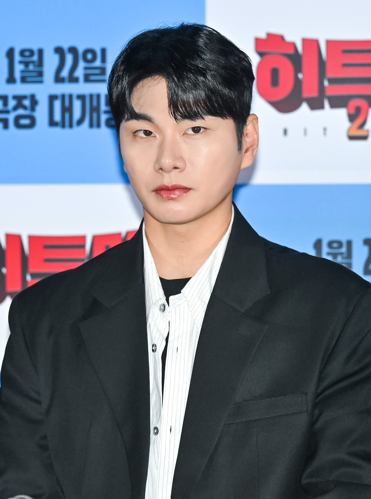 '<b>사생활 루머</b> 피해' <b>이이경</b> 측 "<b>고소</b> 완료, 선처 없이 법적 대응"