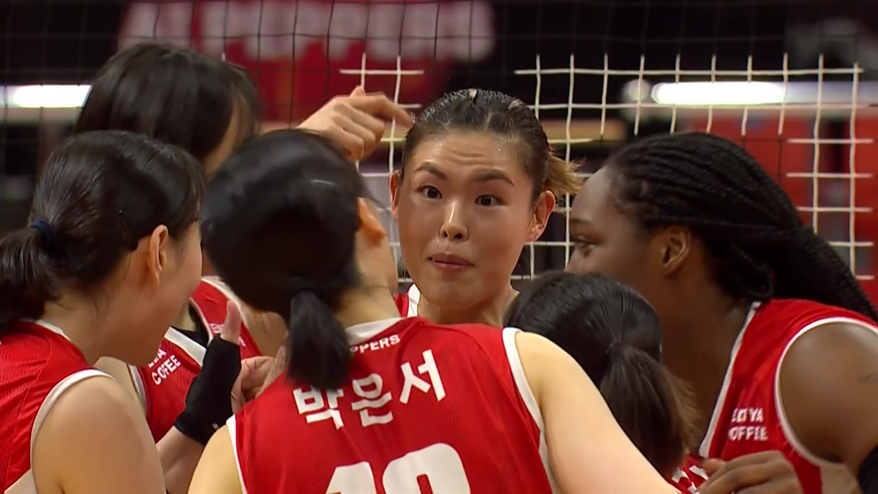 여자 프로배구 <b>페퍼저축은행</b>, 흥국생명 꺾고 단독 <b>2위</b>